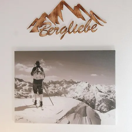 & Bergliebe شقة