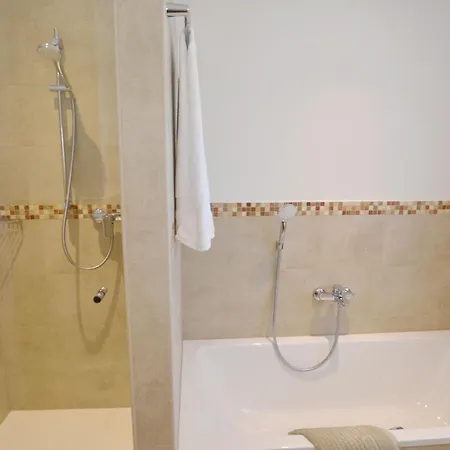 公寓 & Bergliebe 切明