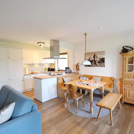 Apartment & Bergliebe
